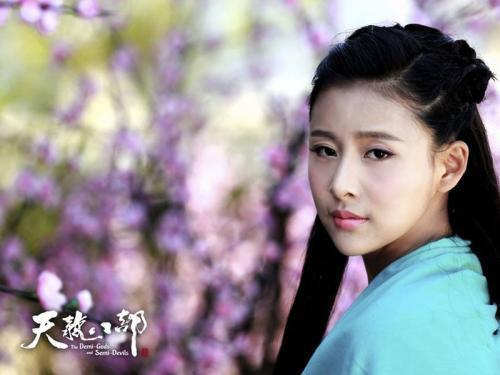 大元帅!天龙中,他实力超群,是乔峰亲舅,指点萧远山武功,一门都是忠烈