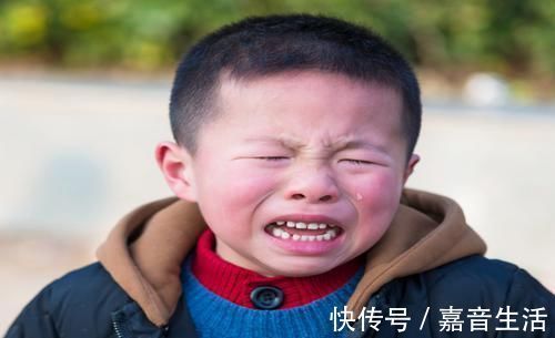 表姐|孩子被父母“吼叫”过，都有哪些表现，这些表现反映孩子以后性格