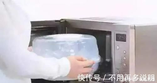 开水烫奶瓶|有种“不科学”叫开水烫奶瓶,父母图省事,苦的却是小宝贝