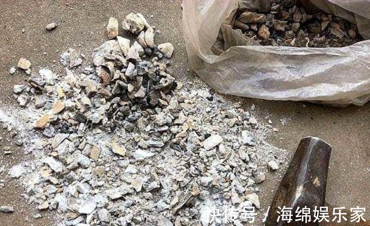 养三角梅,“一种垃圾”扔盆里,肥效顶半年,一年开“好几茬”