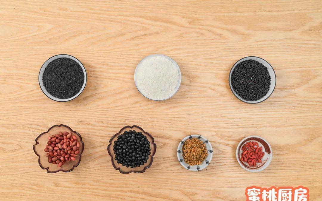 黑米|养生粥我只服它!补血养颜、头发乌黑,在家3步就搞定!