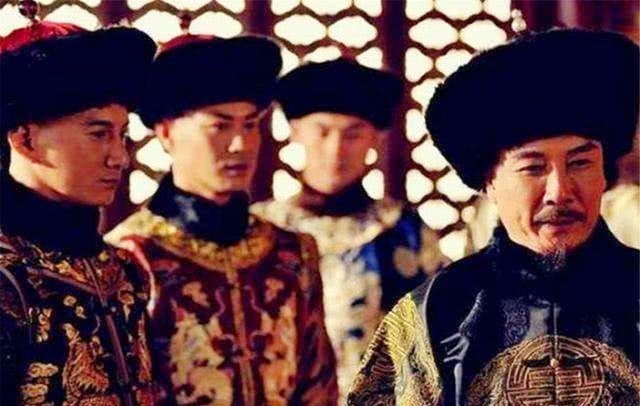 康熙|胤禔是康熙长子，为何康熙从未考虑过，要立他为太子