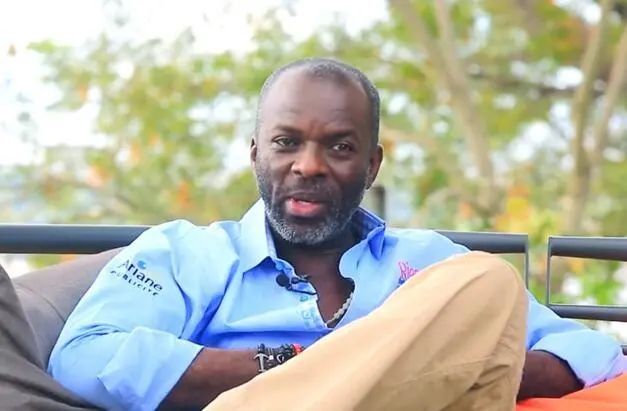 强奸|令人作呕！主持人邀请强奸犯上节目，公然模拟……