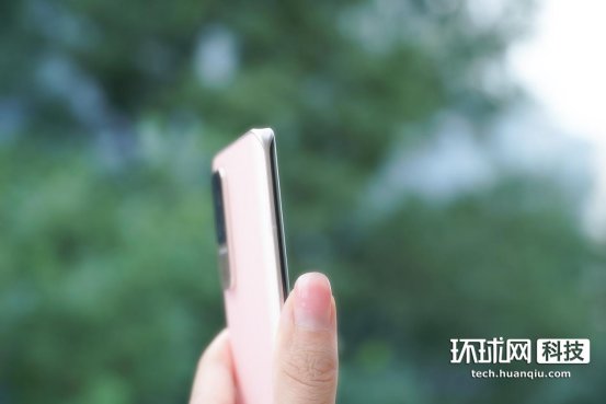 cop|Xiaomi Civi 开箱图赏：兼顾轻薄与颜值 美颜效果名副其实