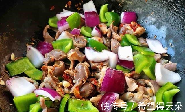 鸡肝|鸡身上“最值钱”的部位,卖鸡的都留着自己吃,一只鸡就一个!