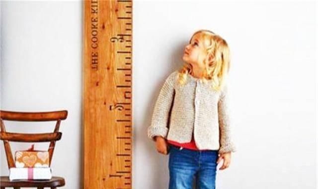 青春期|骨骼线闭合前,孩子的身体会发出信号,抓住机会身高还能再蹿一蹿