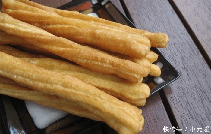 餐里|外国人提问中国菜: 为什么包子只出现在早餐? 答案让老外尴尬