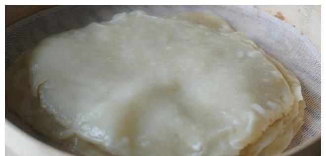 食用油油|2块钱饺子皮简单一做，10分钟解决全家人早餐，再也不用吃馒头