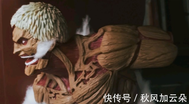 自制版|进击的巨人自制版铠巨手办,盔甲与表情还原,棉絮代替蒸汽有创意
