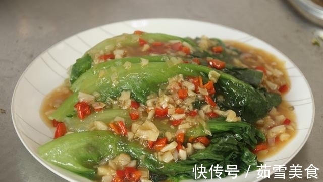 上海青|不管炒什么青菜，直接下锅炒就错大了，学会3点，青菜翠绿不发黑