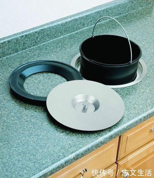 柜门|厨房台面开个孔,食材废料轻松倒入,不开柜门方便卫生,太赞了!