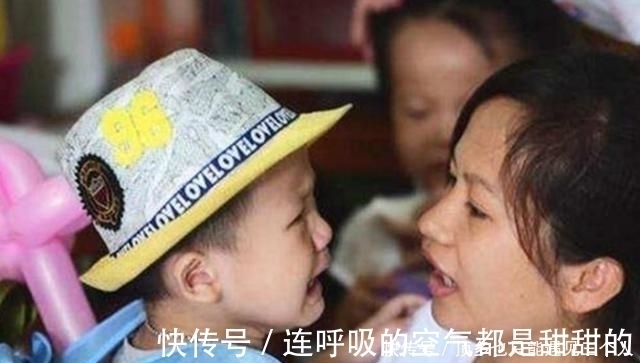 父母|“把弟弟扔出去”,4岁女孩口出“恶言”,背后原因值得家长反思