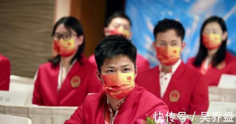 霍震霆|群星璀璨!中国数位奥运冠军访港,合影时苏炳添站C位排面十足