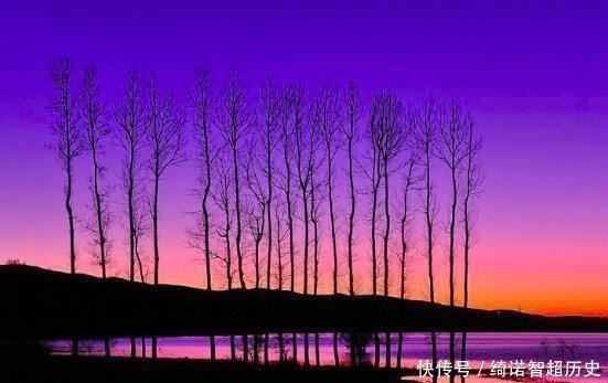 千古名句#苏轼被贬黄州,写下人生最孤独的一首词,开篇就是千古名句