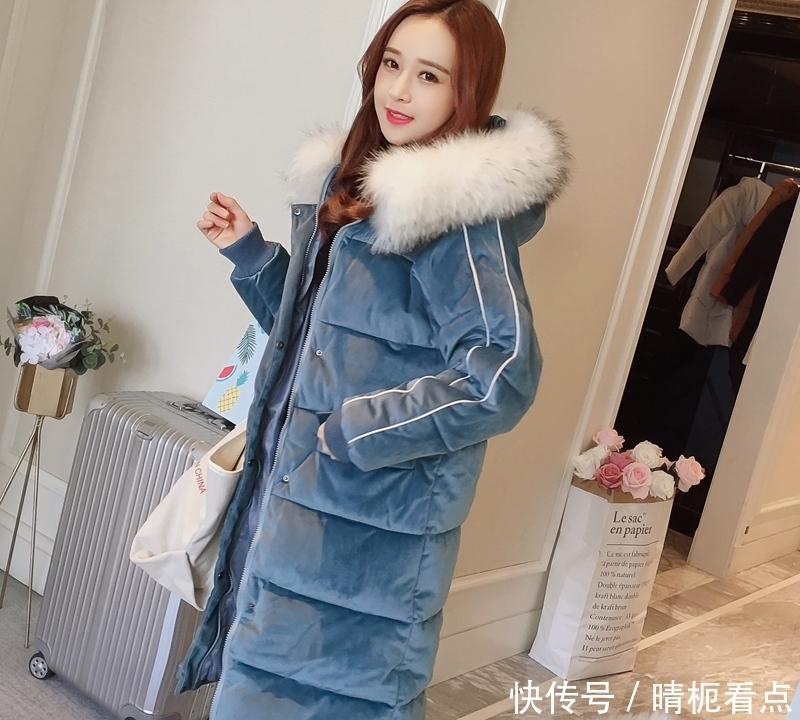 强调一遍:羽绒服别配阔腿裤!这才是女人的正确穿法,优雅又时髦