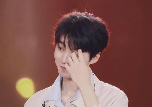 睫毛|王俊凯出现在《牛气满满的哥哥》,粉丝直呼:帅哥的身影随处可见