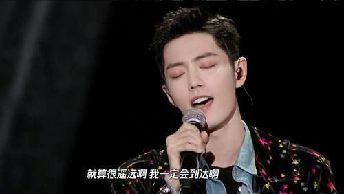 小何|肖战空降《演员请就位》总决赛，倾情演唱《用尽我的一切奔向你》