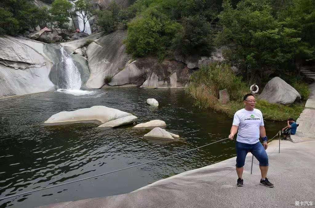 中年|西峡龙潭沟