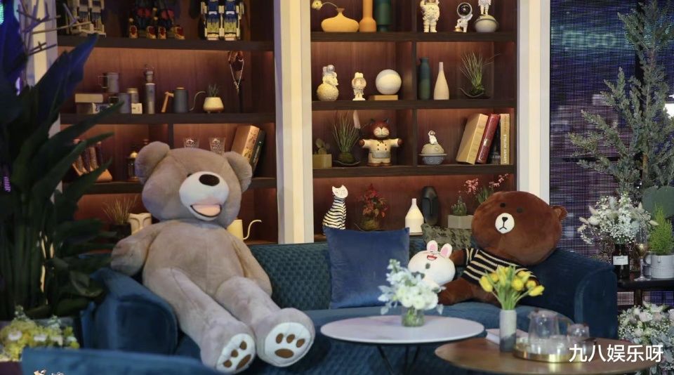 《天天向上》布置新家，节目组安排重量级物品，专属王一博一人