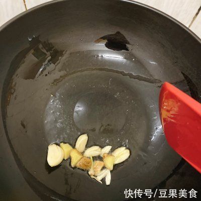 自制豆瓣酱烧鸡，再也不用买了