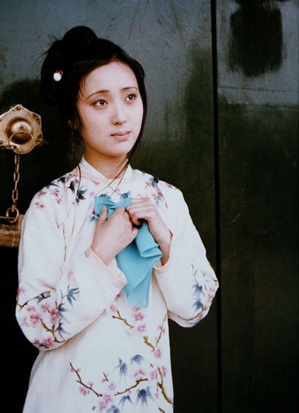 发型#林黛玉的发型换了几十种,却始终带着这根白簪子,为什么呢