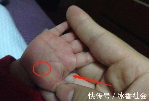 孩子|孩子将来是否聪明,看看小手就知道,智商高低在手上就有信号