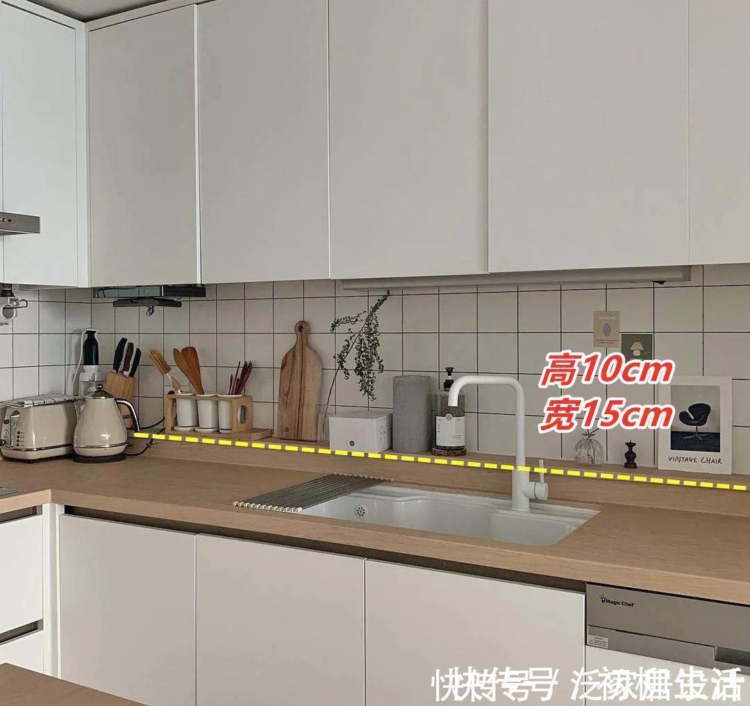 厨房学韩国人，灶台加高10公分，瞬间把台面调料收得一干二净！