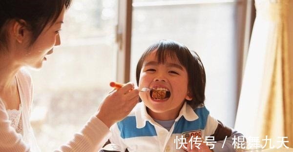 添加剂|5岁男孩患骨癌,竟是因为每天喝的它,孩子的最爱家长千万别大意