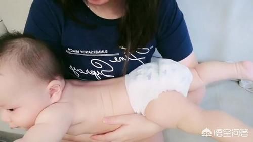 揪揪|听说婴儿半夜要醒好几次,可以不理他让他自己醒着吗?