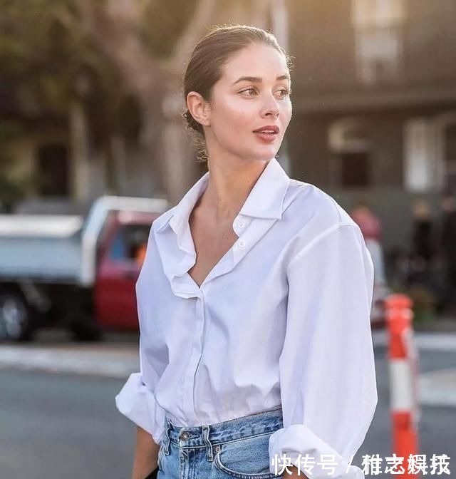 穿法 女人不要再“衬衫”塞裤子了,今夏流行这样穿,时髦显瘦又高级