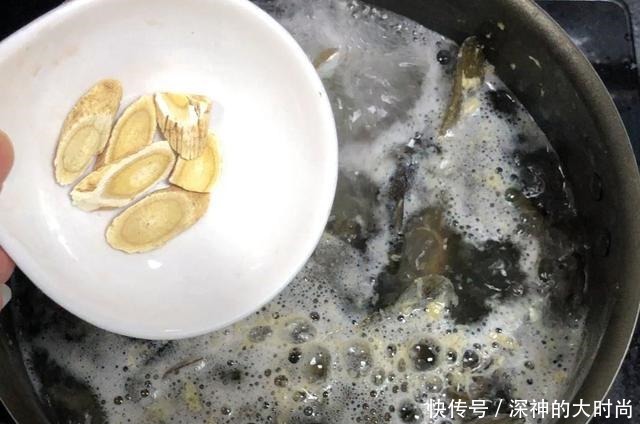  滋润|秋天干燥，用北芪和这“水中人参”煮汤，甘甜美味，滋润营养好