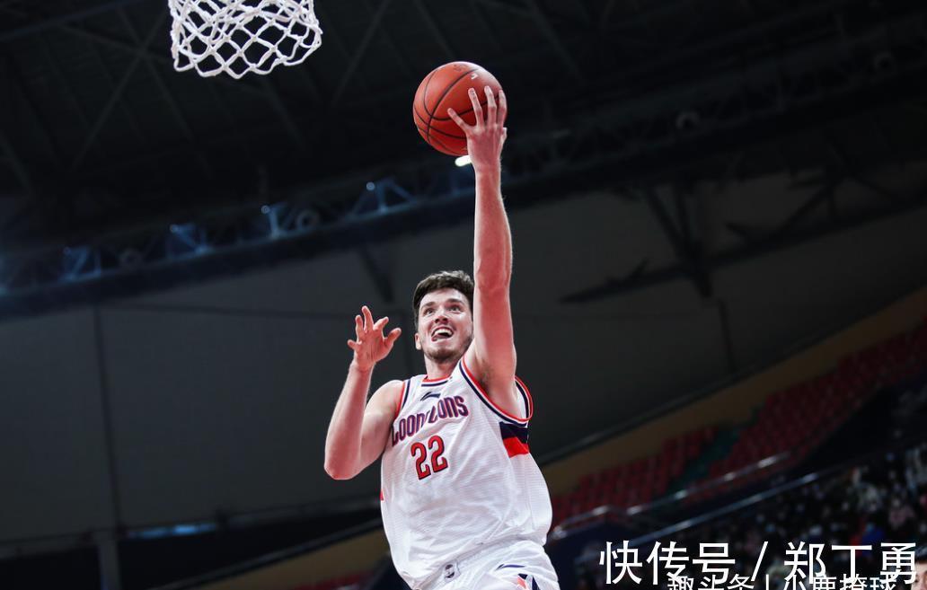 利夫|CCTV5直播!北控队迎战老冤家,马布里解禁复出,三外援携手复仇