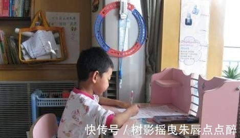 小荣|“妈妈,我再玩3分钟”,2种父母不同回答,成就孩子不同人生