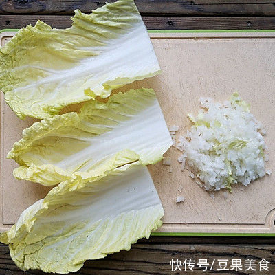 肉卷|百财聚来——清香可口，鲜嫩多汁的白菜卷肉