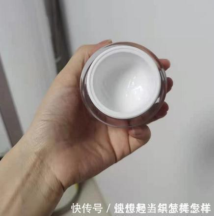 敏感肌|“年薪20万”的人用什么面霜HR、海蓝之谜很常见，后2款没听过