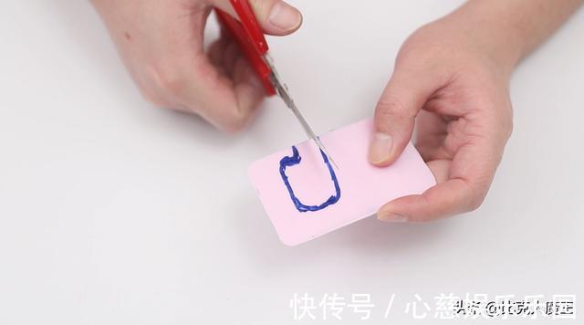 改造|洗衣液瓶不要当垃圾扔掉,简单改造一下放阳台,家家都实用,聪明