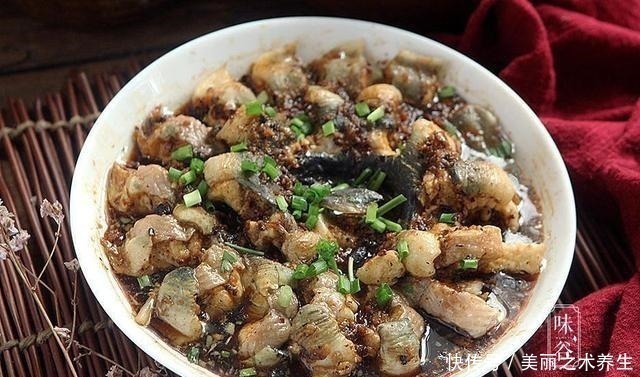 营养|年夜饭,若是不差钱,建议买这鱼蒸着吃,寓意好营养足,太下饭了!