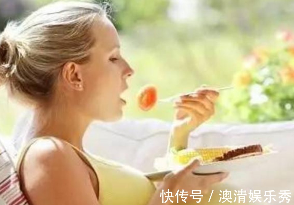 女性|女性怀孕期有顿饭要少吃,既让胎儿不舒服,又让其“长肉部长胎”