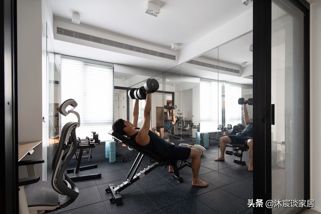 家居|不顾家人反对买下“横厅”，装修后全屋“真香”，开阔大气又敞亮