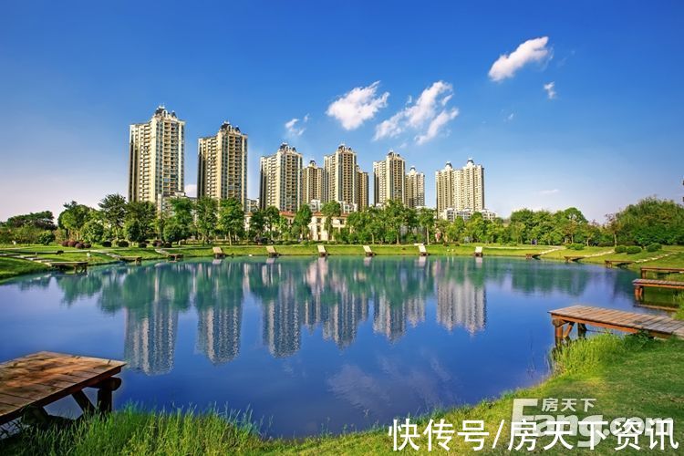 谍照|请查收从武汉武汉周边热门楼盘现场传来多张谍照（组图）