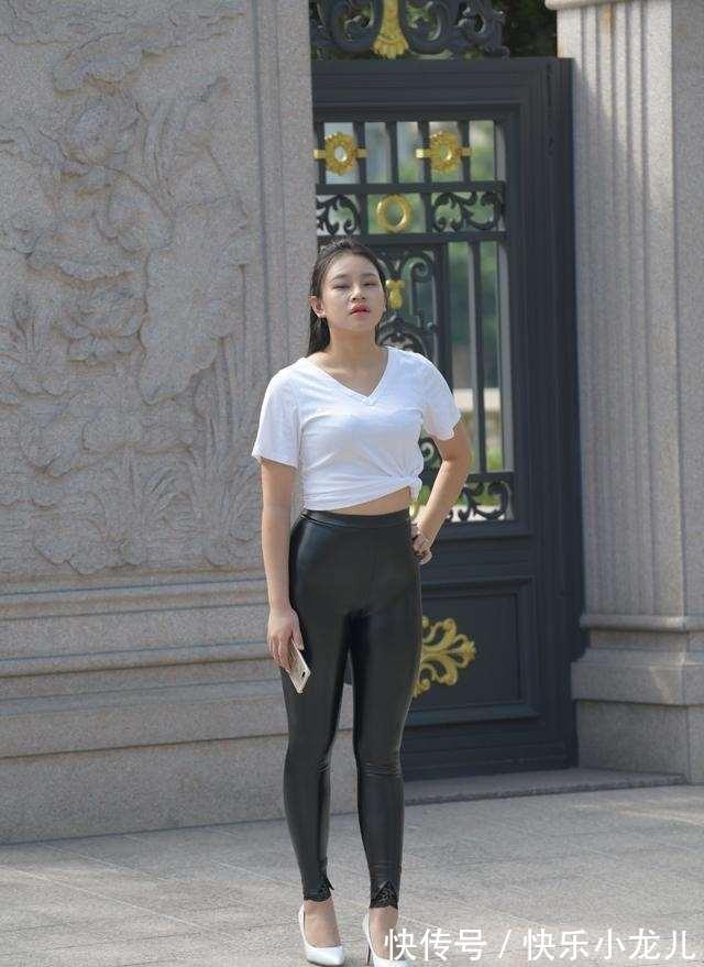 穿搭 低调洋气的打底裤穿搭展现随意的姿态,时尚雅致又清爽,时尚清新