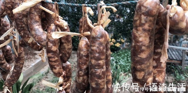 想灌香肠的要收藏!这配方我用了15年,没有腥味,腊肠嚼劲十足