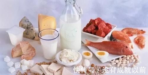 营养|4岁孩子身高不达标，补钙为啥没效果？这两个营养更重要