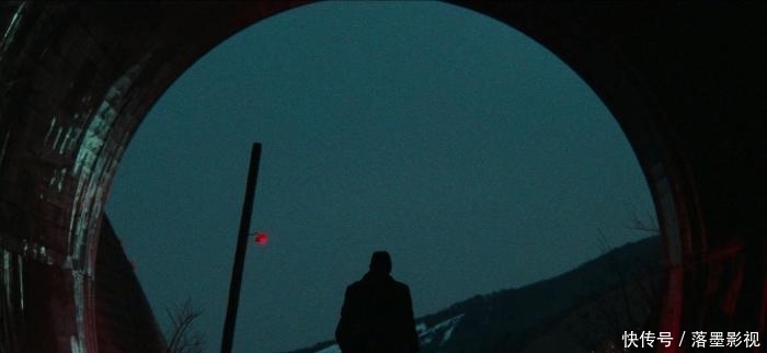 展示|《梦》透过深邃唯美的梦境,展示没有梦的世界,竟都是空洞无物?