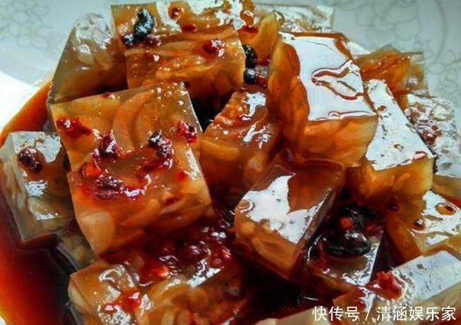 做猪皮冻,直接下锅煮是大忌!只加1步,猪皮冻晶莹剔透没腥味