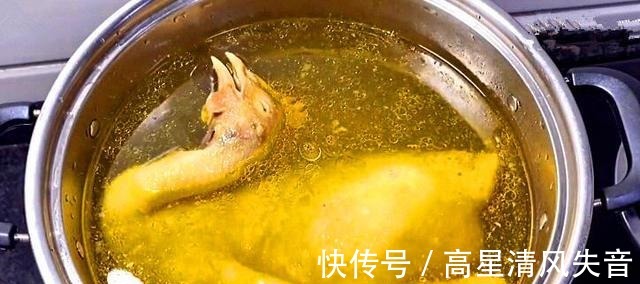 山东小伙陪媳妇回娘家,看着一大桌丰盛的饭菜,直呼有个好亲家!