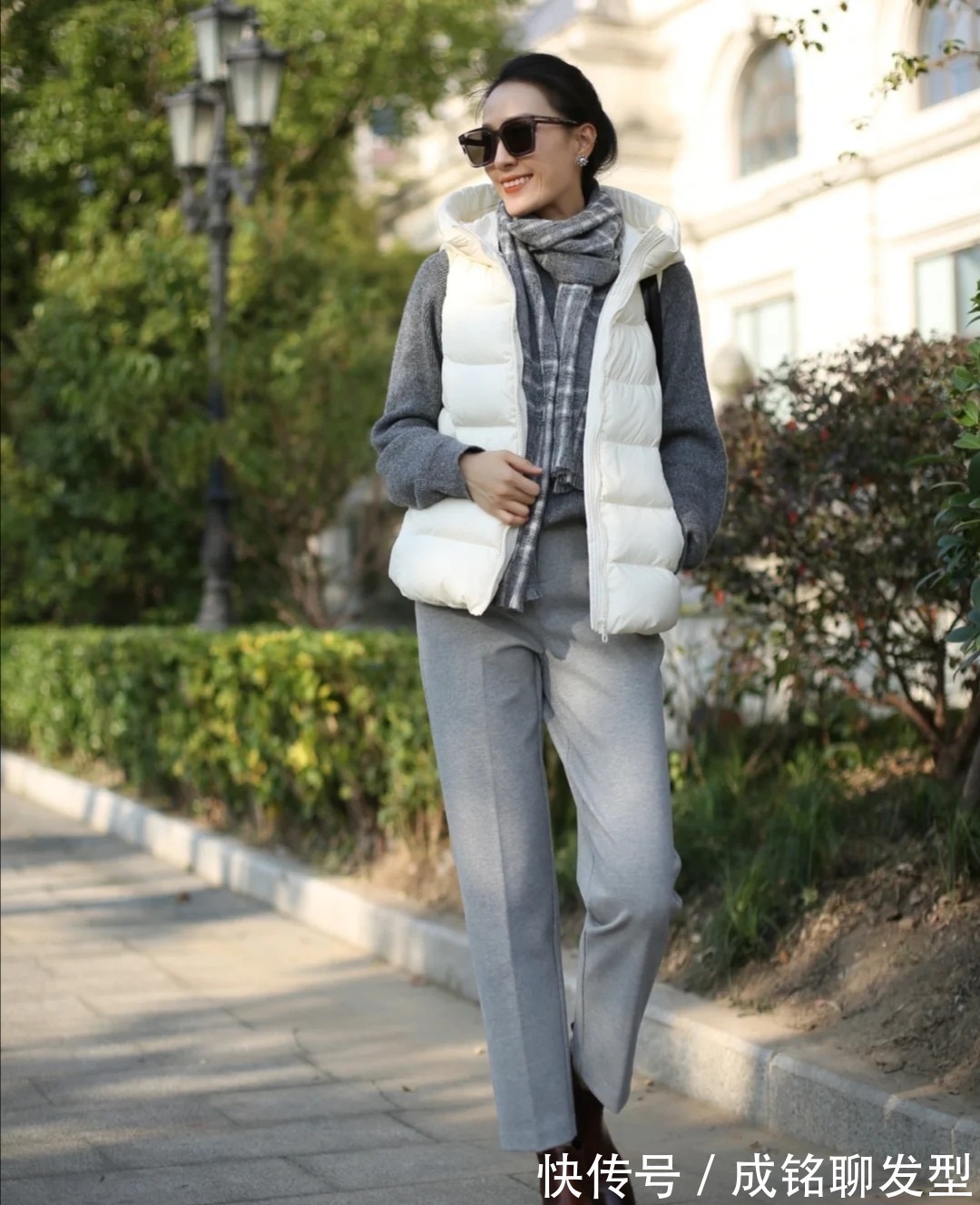 裤装 这才是40岁的女人最高级的装扮!简约大方又时尚,显瘦又显气质