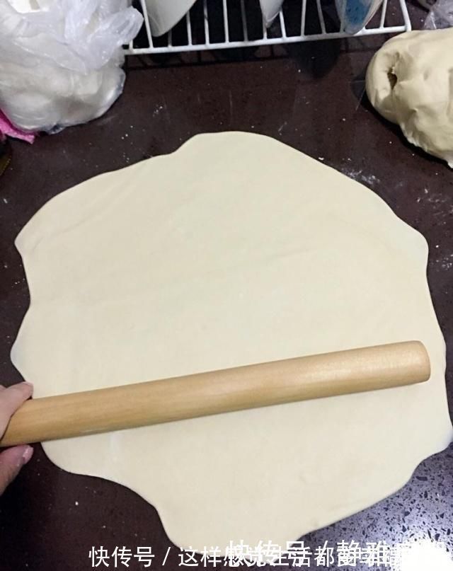 高筋面粉|78岁奶奶做春饼的秘方，只需多加“这1步”，皮薄如纸，弹性十足