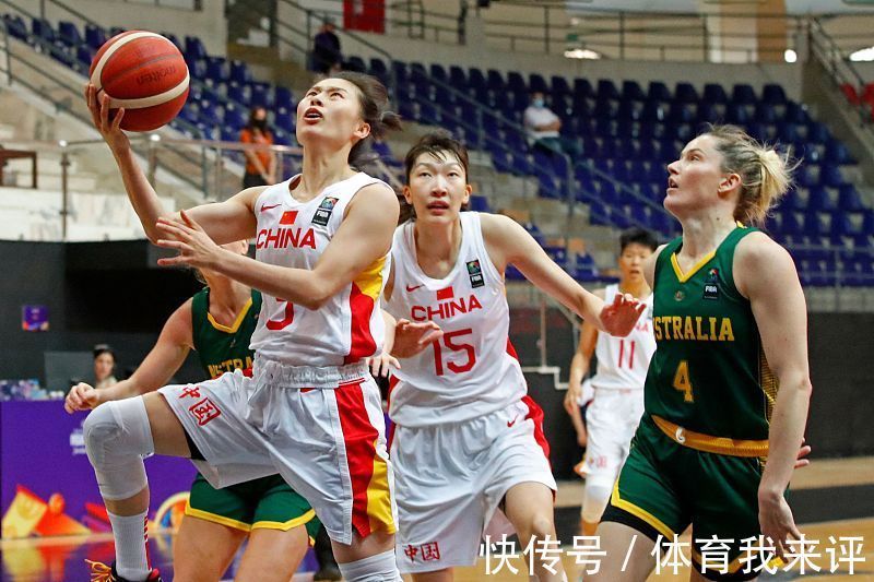 李月汝|女篮12人名单出炉!新帅全力以赴,李月汝称霸内线,老将值得期待
