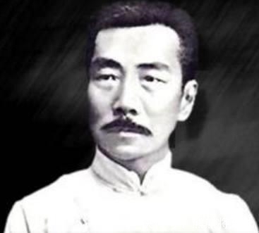 叶灵凤!鲁迅从未骂过蒋介石,鲁迅去世后,蒋介石送挽联,六字评价其一生